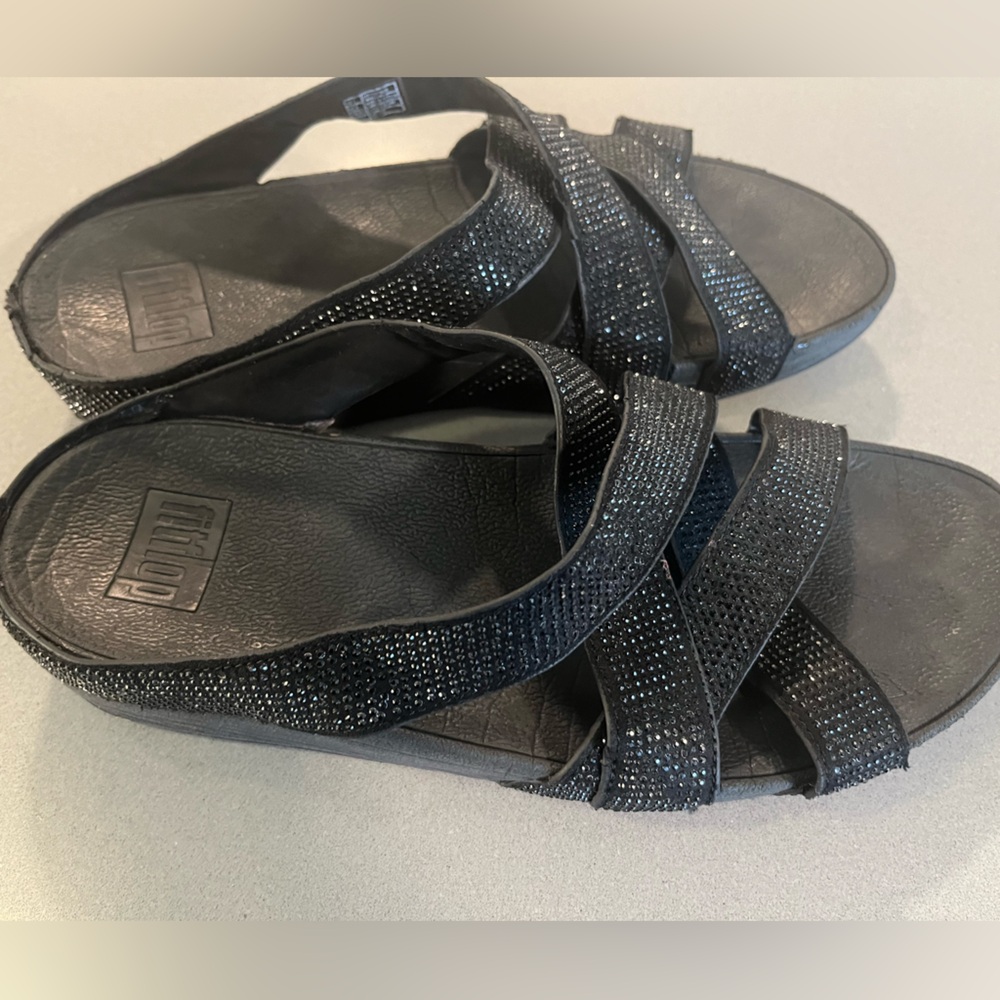 Guc-Fitflop Crisscross Sparkle Slides-Size 9 - image 4